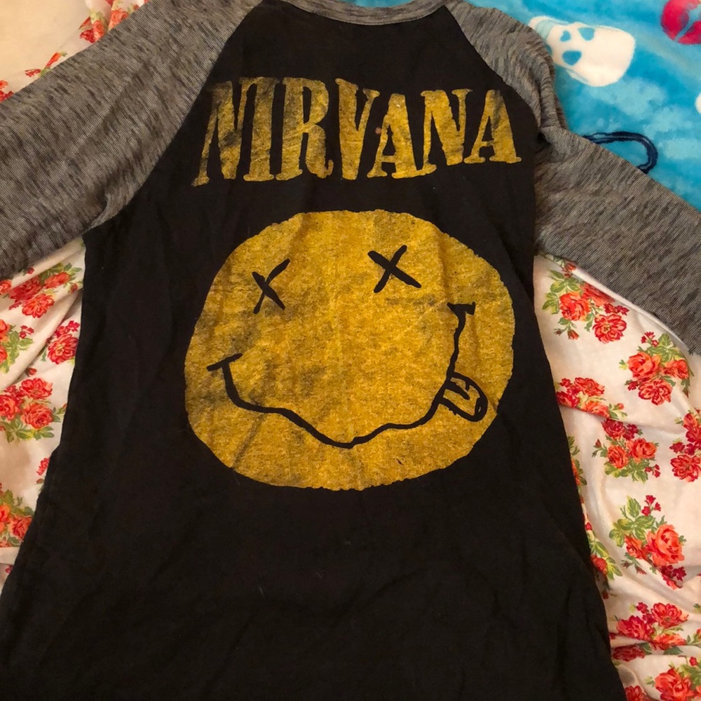 🐱 Nirvana long sleeve shirt